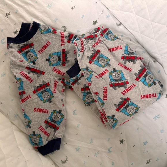 ⭒ 18-24M Thomas & Friends Gray Pyjama Set Trains Elastic Waist Fleece Cotton ⭒ - Picture 2 of 16